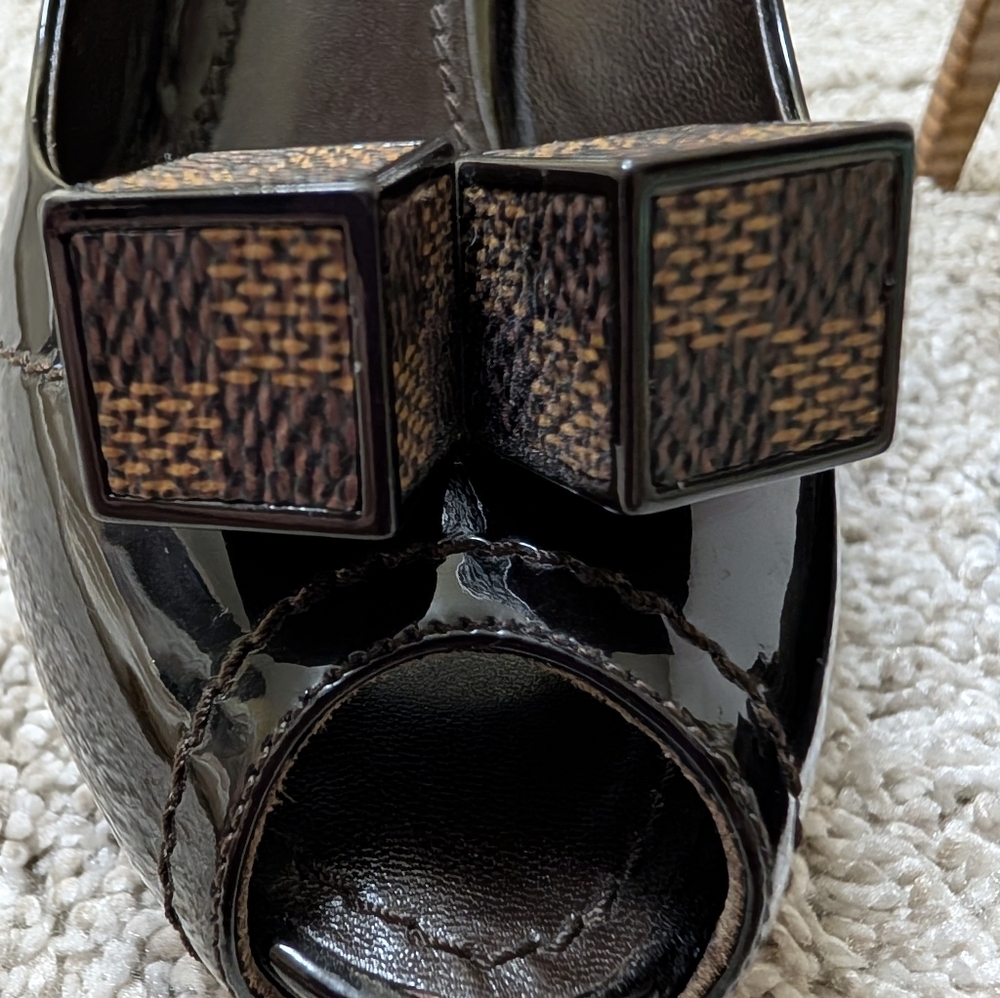 Louis Vuitton Patent Saint Honore Slingback Pumps - 36 EUC - Picture 7 of 9